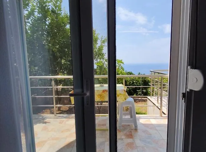 Apartment Amazing View At Kroi I Gjine, Piqeras