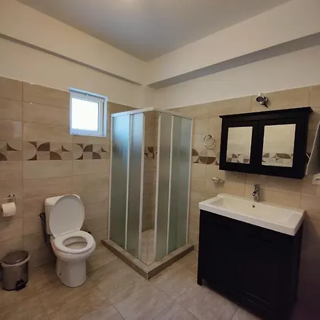 Amazing View At Kroi I Gjine, Apartment Piqeras