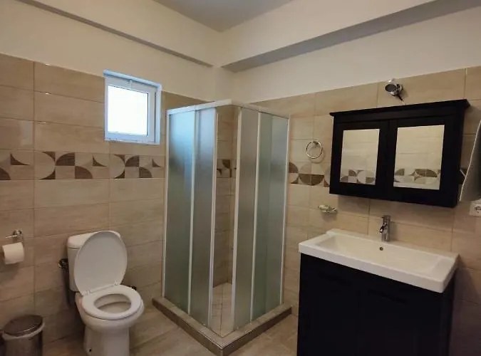 Amazing View At Kroi I Gjine, Daire Piqeras